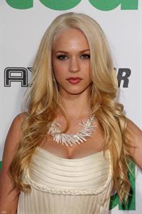 Alexis Knapp