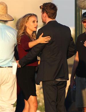 Natalie Portman On The Set Of Terrence Malick Film In Austin (10/10/12) 