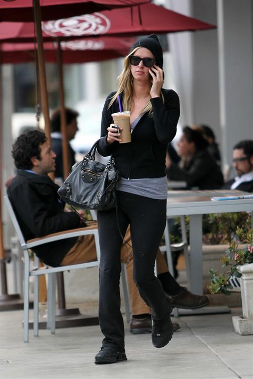 Nicky Hilton Grabs a coffee in L.A. March 6, 2013