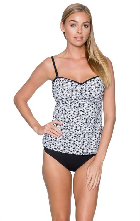 Elizabeth Turner in a bikini