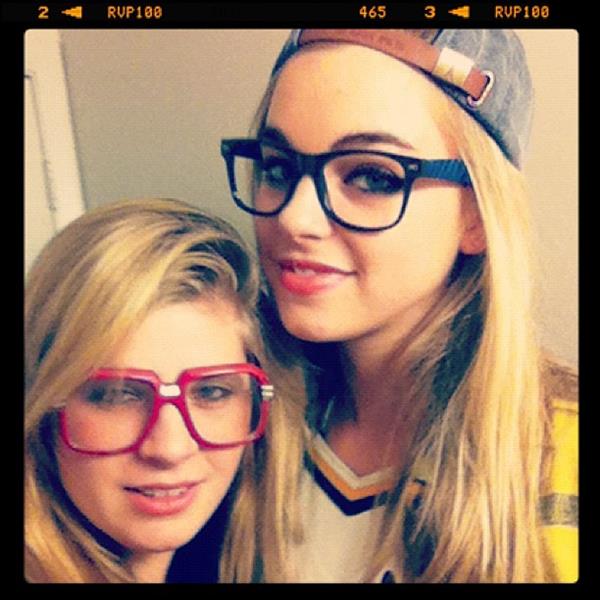 Elizabeth Turner taking a selfie