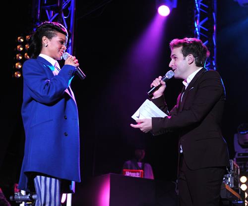 Rihanna Westfield Stratford Lights London Switch On - Performance (November 19, 2012) 