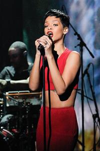 Rihanna La Chanson De L’Annee 2012 in Paris 12/11/12 