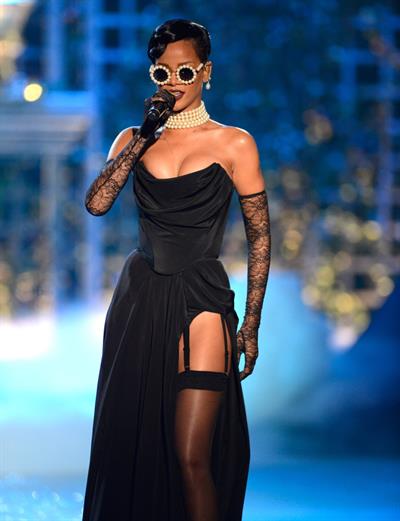 Rihanna Victoria's Secret fashion show in NY 11/7/12