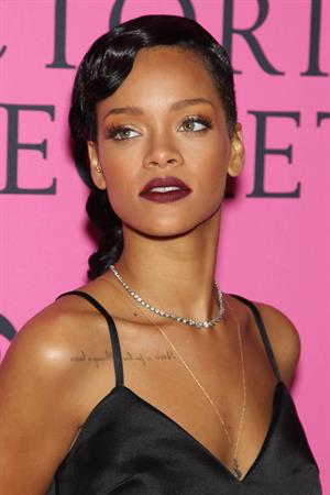 Rihanna - 2012 Victoria's Secret Fashion Show Pink Carpet