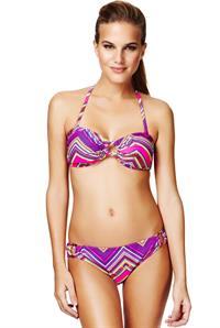 Janini Milet in a bikini