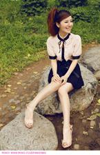 Lei Ke Er taking a selfie