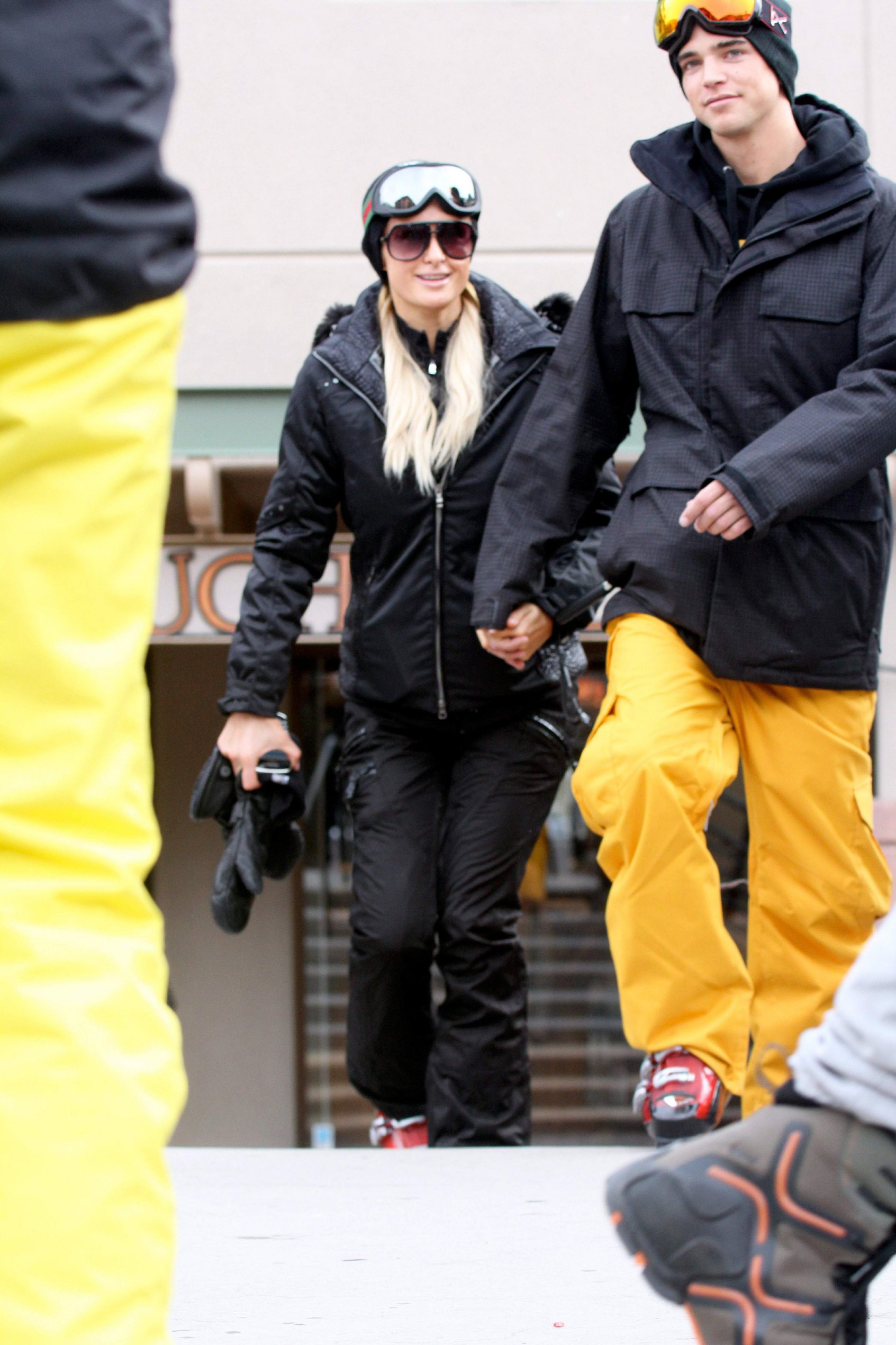 Paris Hilton enjoying a day in the mountains of Aspen December 18, 2012 