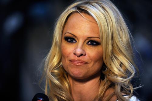 Pamela Anderson - Arrives at Simon G. Jewelry's Summer Soiree and the kickoff of Carnevale Night - June 2, 2012