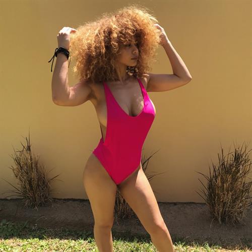 Crystal Westbrooks Bikini Pictures Crystal Westbrooks in a bikini
