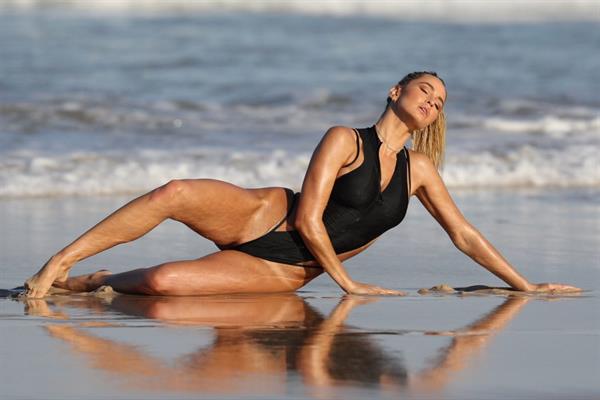 Madison Edwards during a photoshoot on Tamarama Beach in Sydney on August 23, 2017