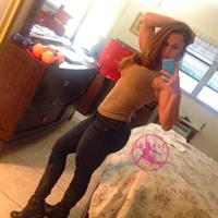 Linda Durbesson taking a selfie