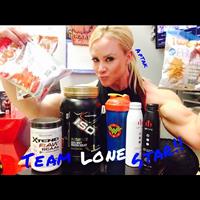 Amanda Michelle Folstad Ptak taking a selfie