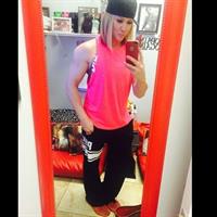 Amanda Michelle Folstad Ptak taking a selfie