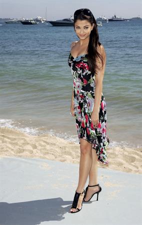 Aishwarya Rai Cannes 'Provoked' Photocall
