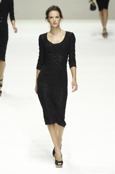 Alessandra Ambrosio Dolce Gabbana 