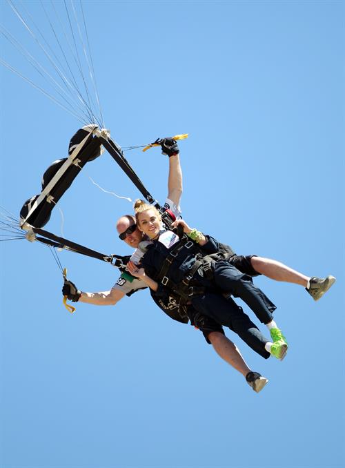 AnnaLynne McCord skydives from 18,000 feet at a charity event, Lompoc August 16, 2014