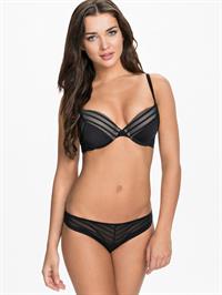 Amy Jackson in lingerie