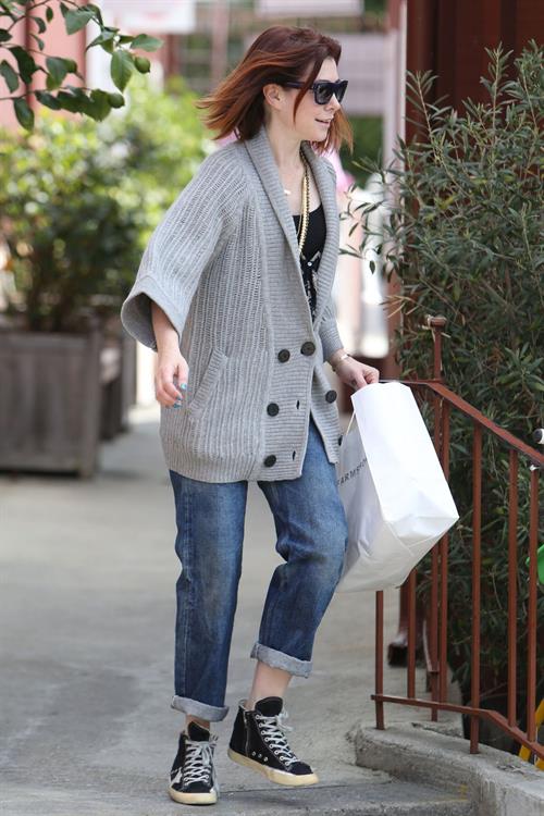 Alyson Hannigan Candids Leaving the Brentwood Country Mart in L.A - March 28th, 2014 
