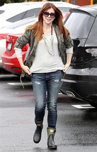 Alyson Hannigan Shopping in Brentwood (November 21, 2013) 