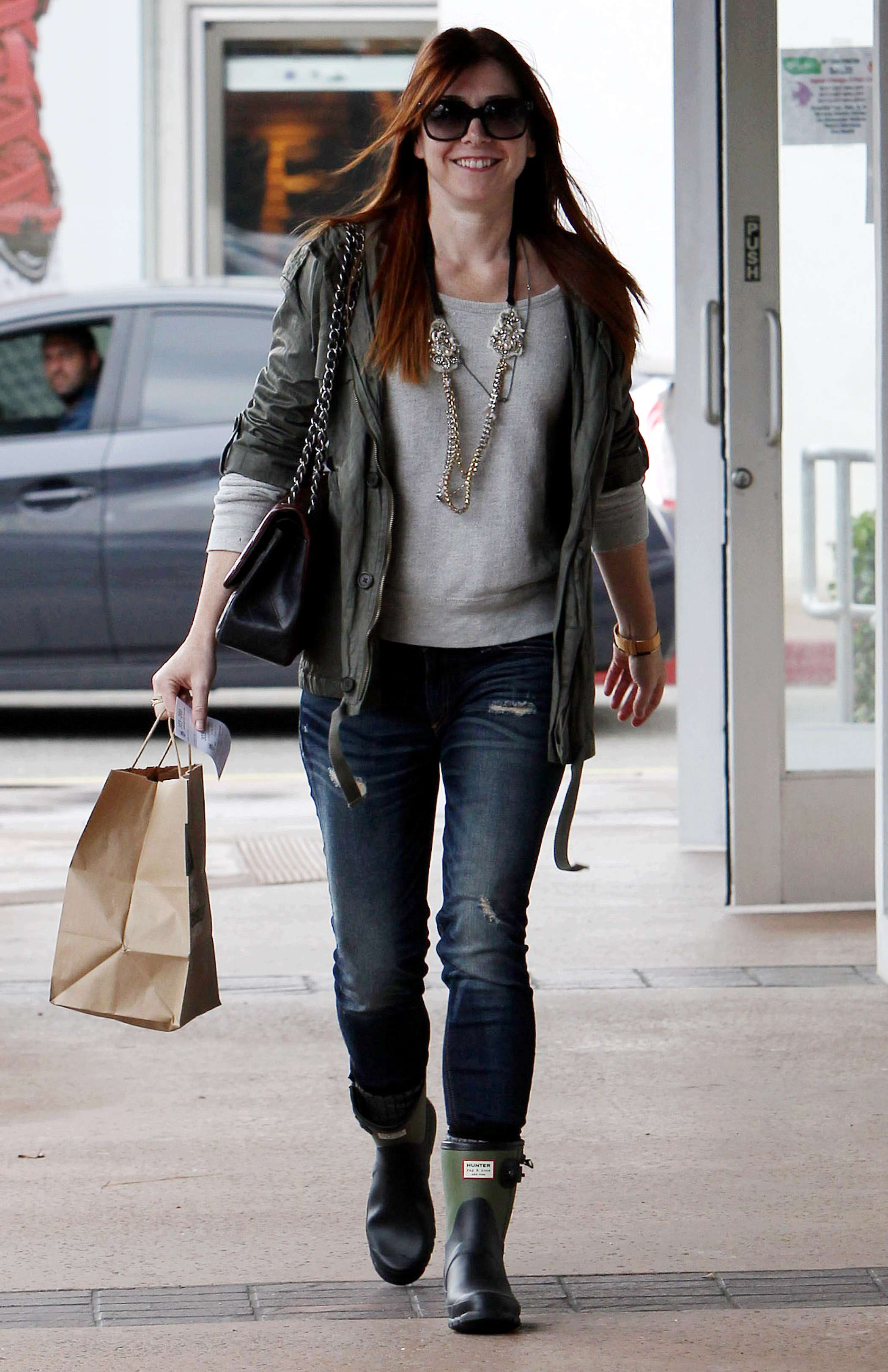 Alyson Hannigan Shopping in Brentwood (November 21, 2013) 