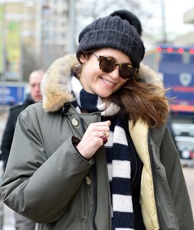 Gemma Arterton - Arrives at the ITV Studios in Waterloo, London (06.02.2013) 