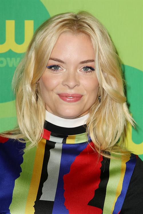 Jaime King attends the CW’s Upfront presentation at New York City Center in New York City (16.05.2013) 