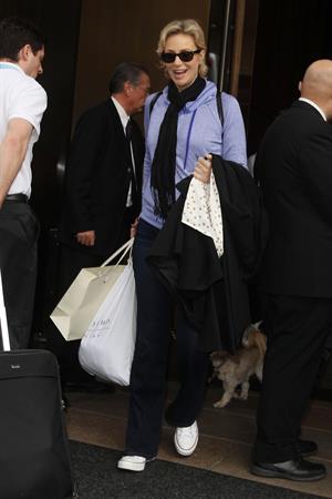 Jane Lynch in New York City (May 21, 2013) 