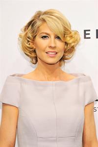 Jenna Elfman amfAR New York Gala To Kick Off Fall 2013 Fashion Week (06.02.2013) 