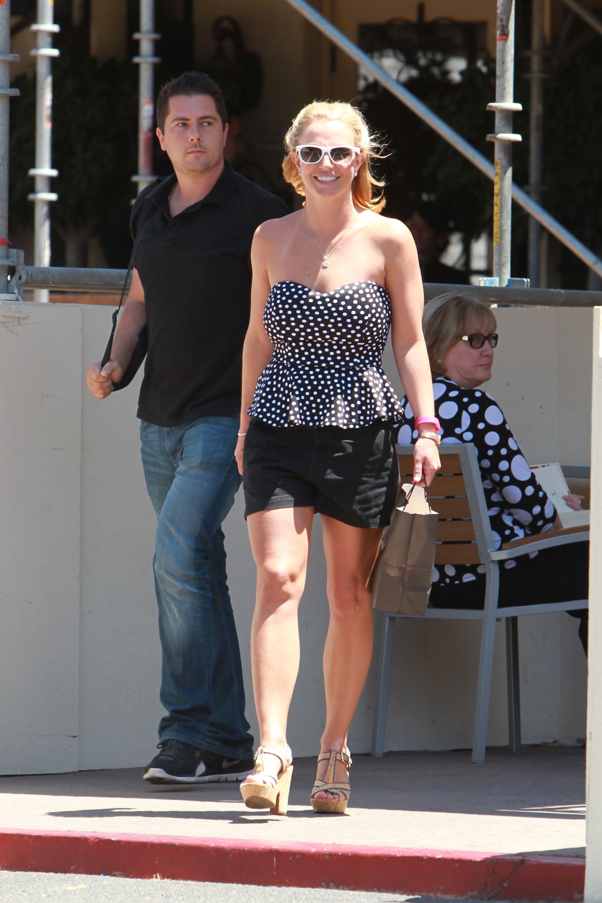 Britney Spears shopping in Westlake Village August 13, 2014
