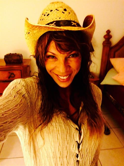 Sondra Faas taking a selfie