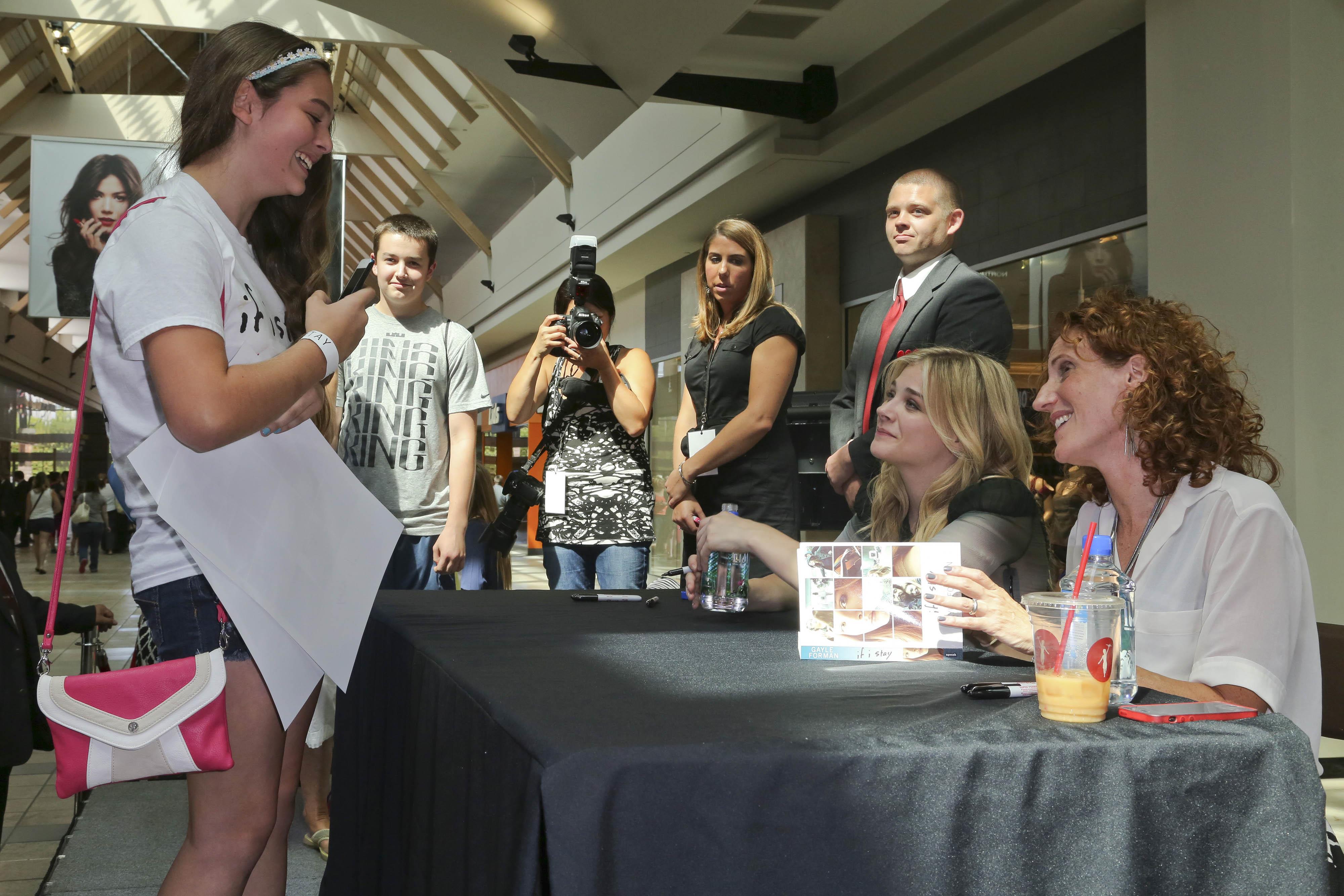 Chloƫ Grace Moretz Pictures Chloe Grace Moretz attends a QA session Promoting  If I Stay in Seattle