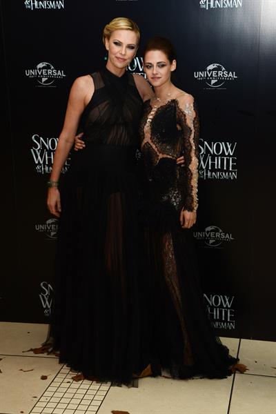 Charlize Theron and Kristen Stewart at the  Snow White And The Huntsman  World Premiere, May 14, 2012