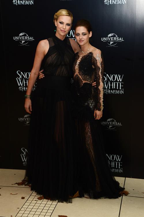 Charlize Theron and Kristen Stewart at the  Snow White And The Huntsman  World Premiere, May 14, 2012