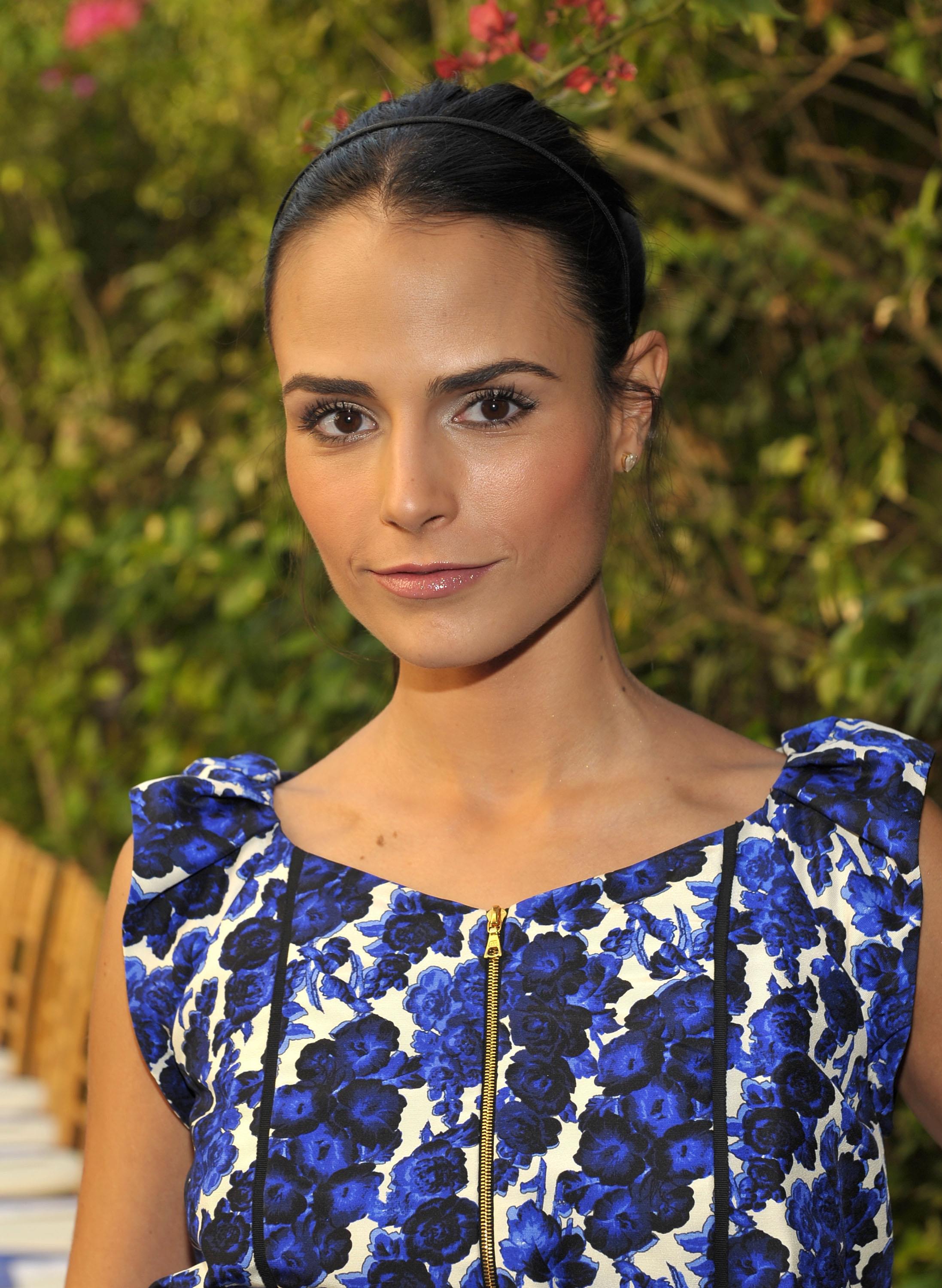 Джордана брюстер. Джордана Брюстер Jordana Brewster. Джордана Брюстер фото. Джордана Брюстер 2021.