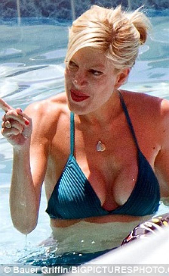 Tori Spelling in a bikini