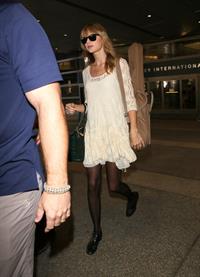 Taylor Swift – LAX arrival 10/22/13  