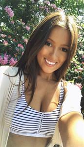 Erin Fahey taking a selfie