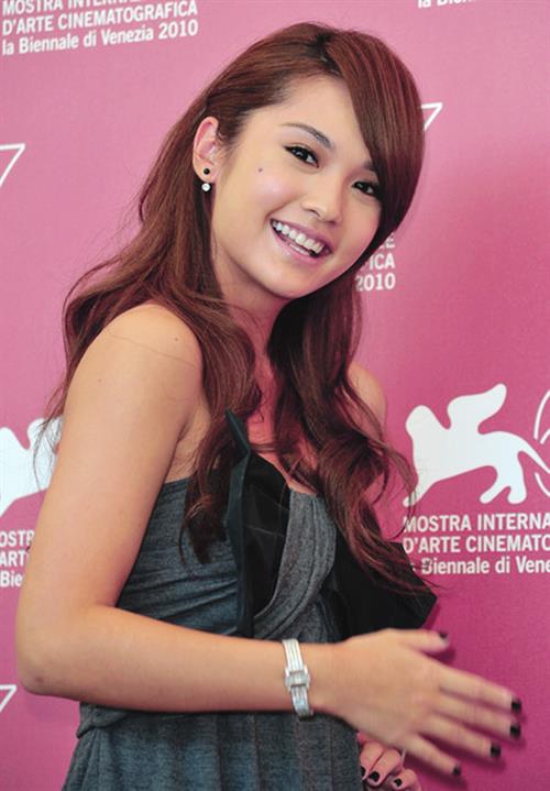 Rainie Yang