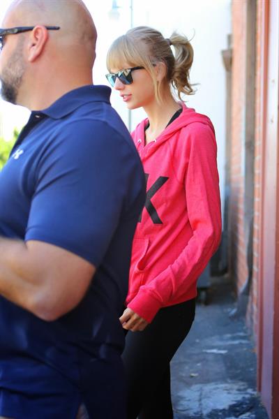 Taylor Swift in Burbank on September 28, 2013