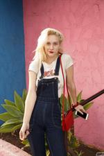 Leisel Bonnke in Overalls