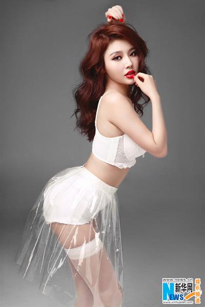 Dongdong Xu in lingerie