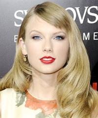 Taylor Swift -  Romeo & Juliet  LA Premiere 9/24/13  