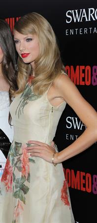 Taylor Swift -  Romeo & Juliet  LA Premiere 9/24/13  