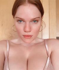 Levi Coralynn taking a selfie