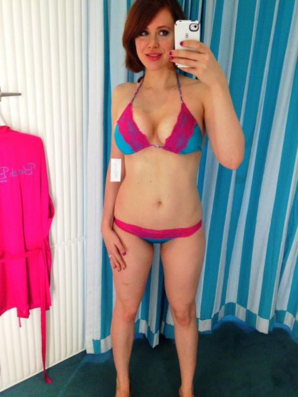 Maitland Ward in a bikini taking a selfie