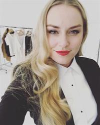 Lindsey Vonn taking a selfie