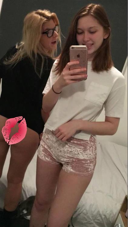 Jean Champion taking a selfie