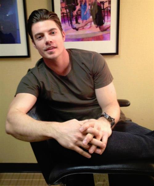 Josh Henderson