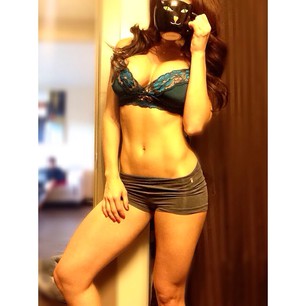 Hope Beel in lingerie taking a selfie